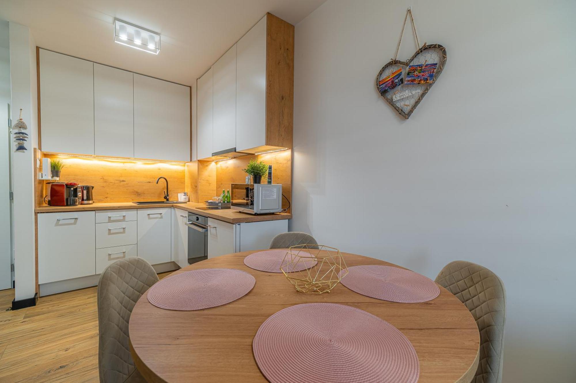 Horyzont Apartamenty - Kapitanski Mostek- Blisko Portu- Sniadania Kolobřeh Exteriér fotografie